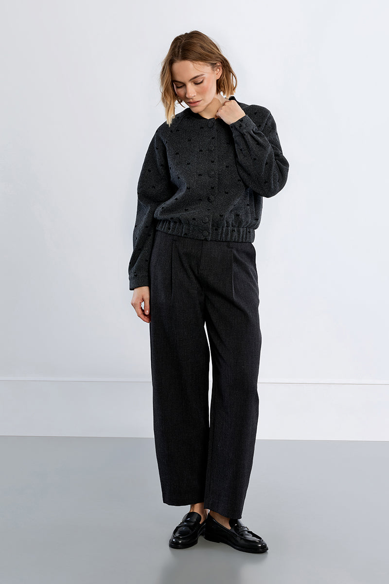 DARK GREY
