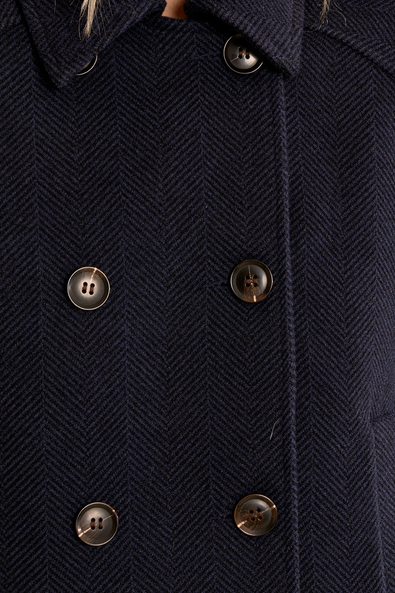 NAVY BLUE