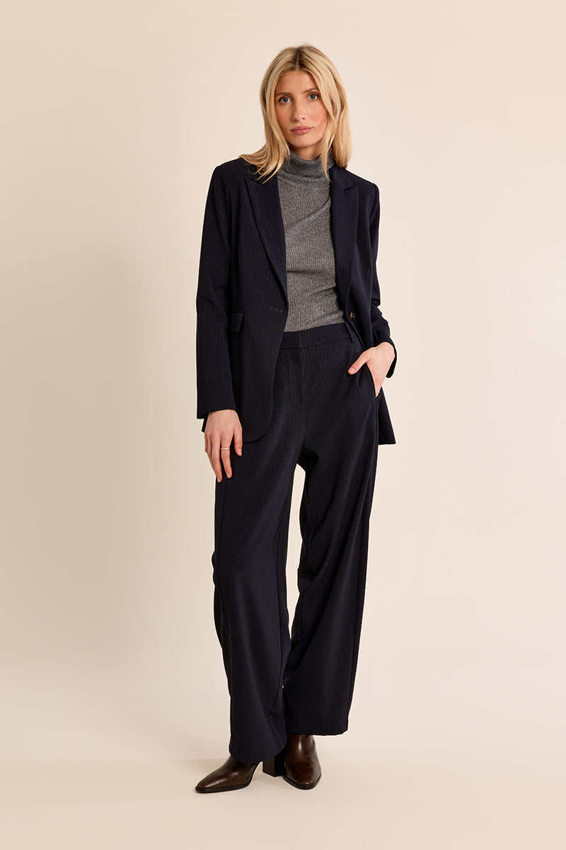 NAVY BLUE