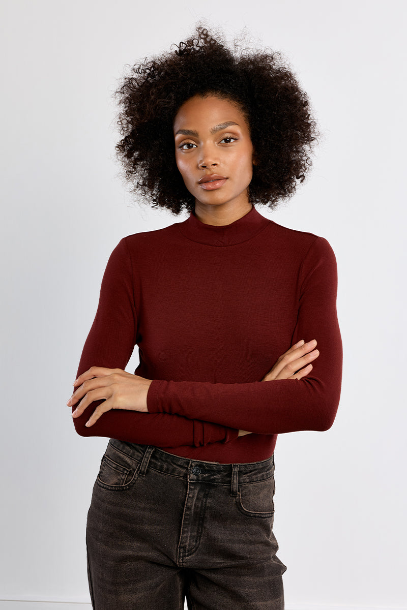 DARK RED