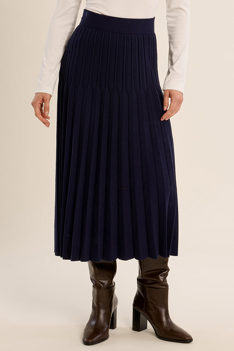NAVY BLUE