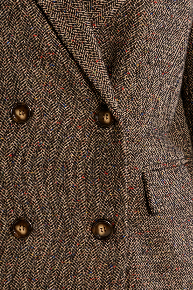 DARK BEIGE