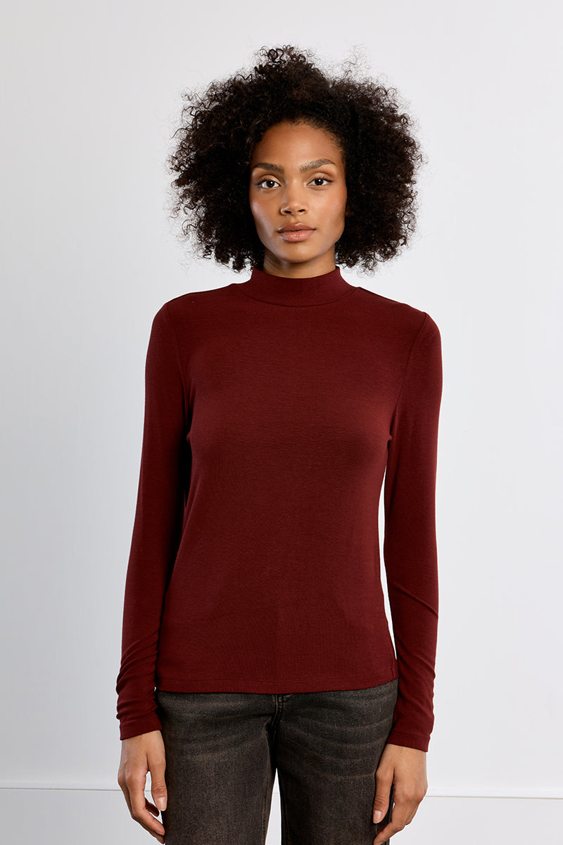 DARK RED