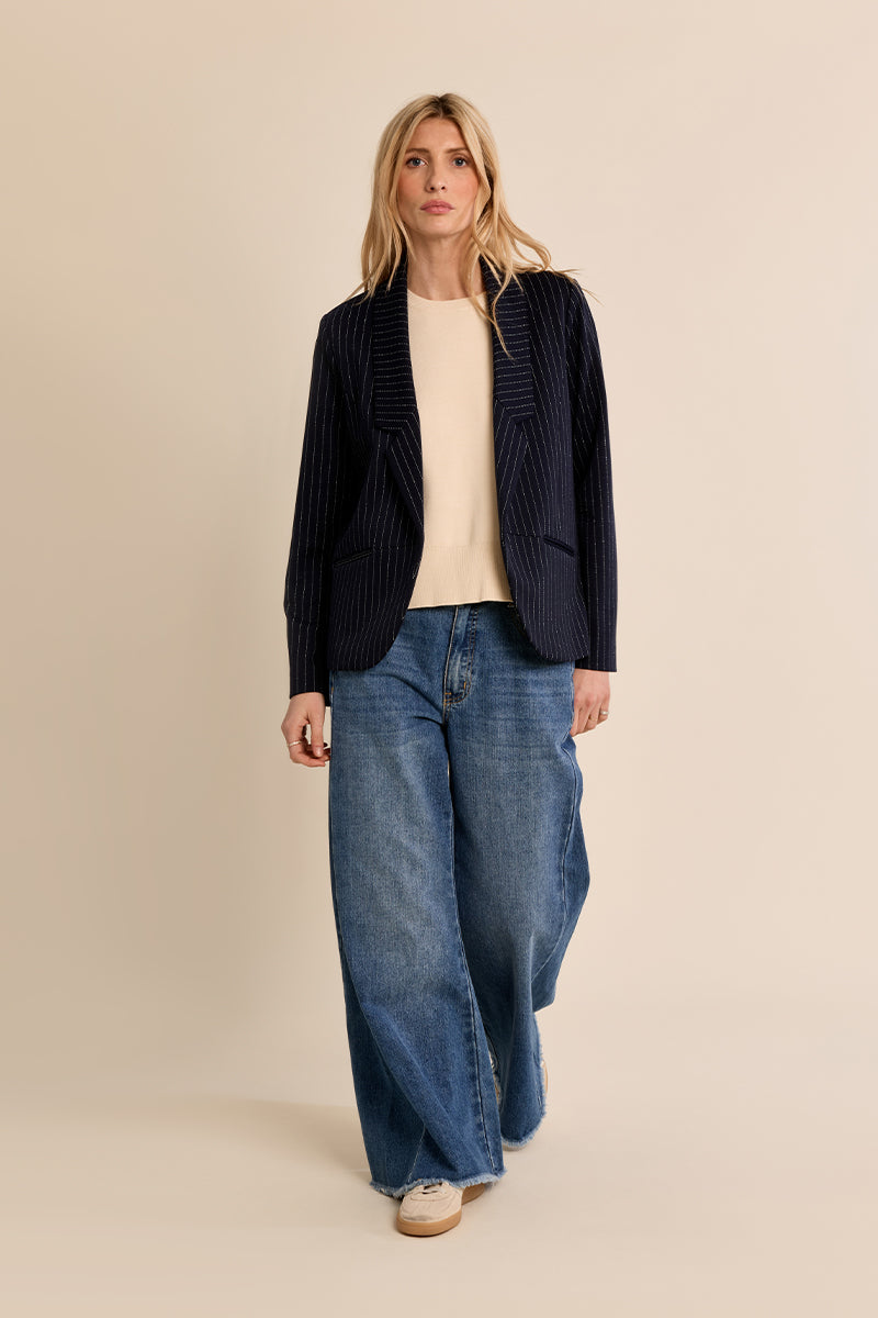 NAVY BLUE