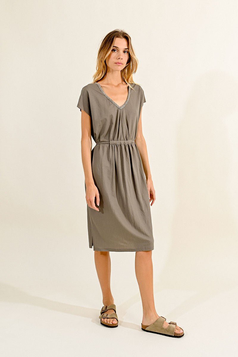 V-NECK MIDI DRESS - KHAKI - Molly Bracken E-Shop