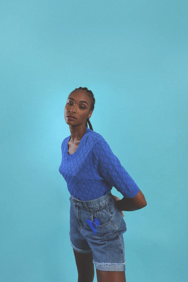 BLUE
