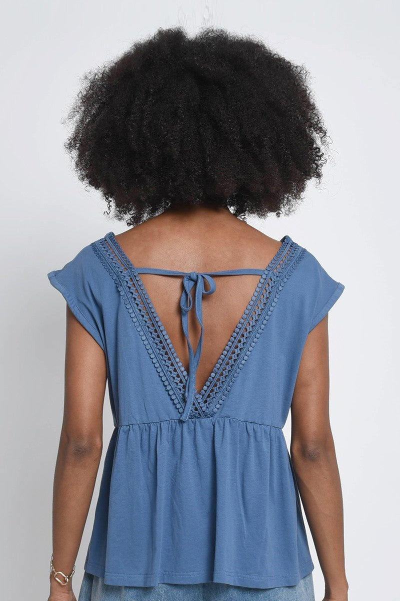 LIGHT BLUE