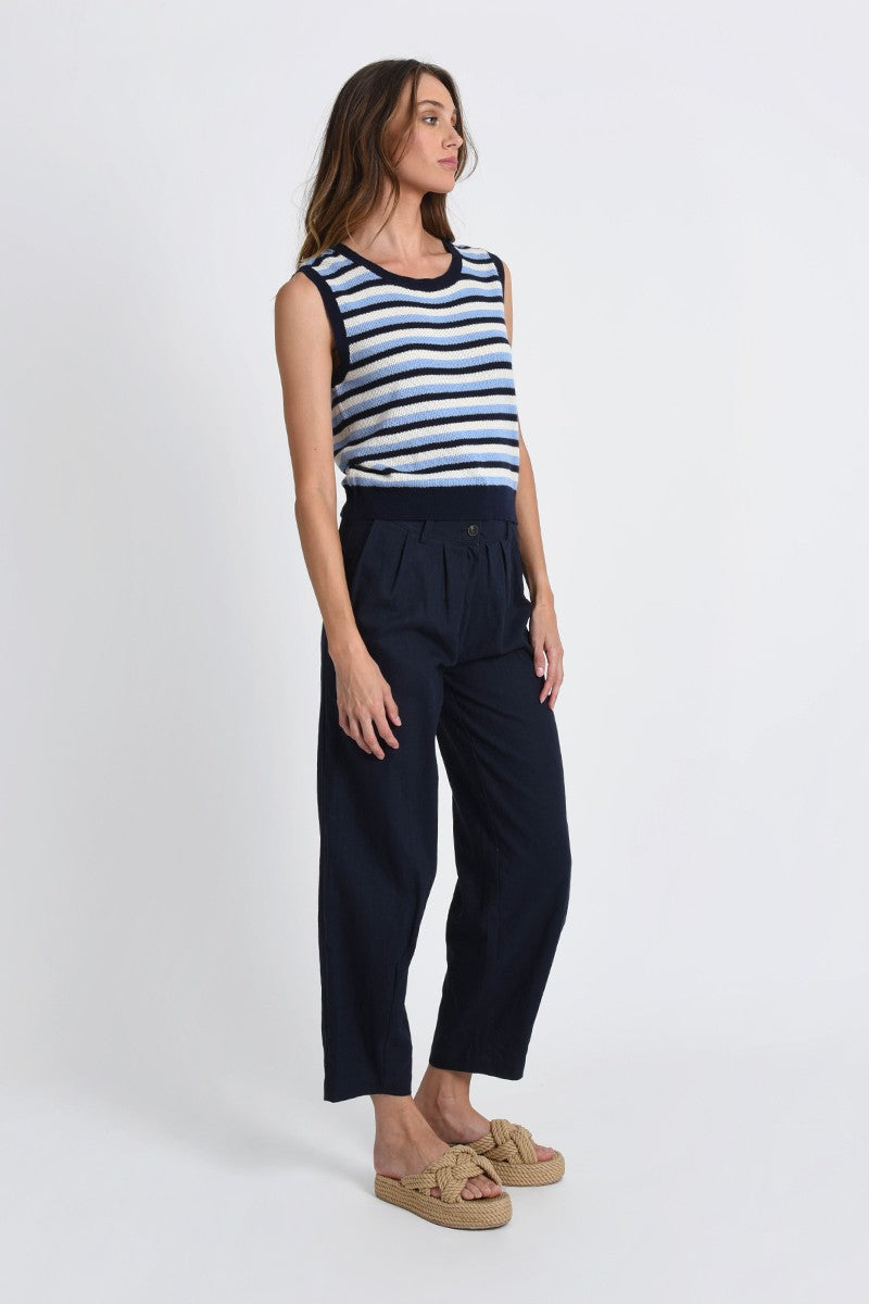 NAVY BLUE