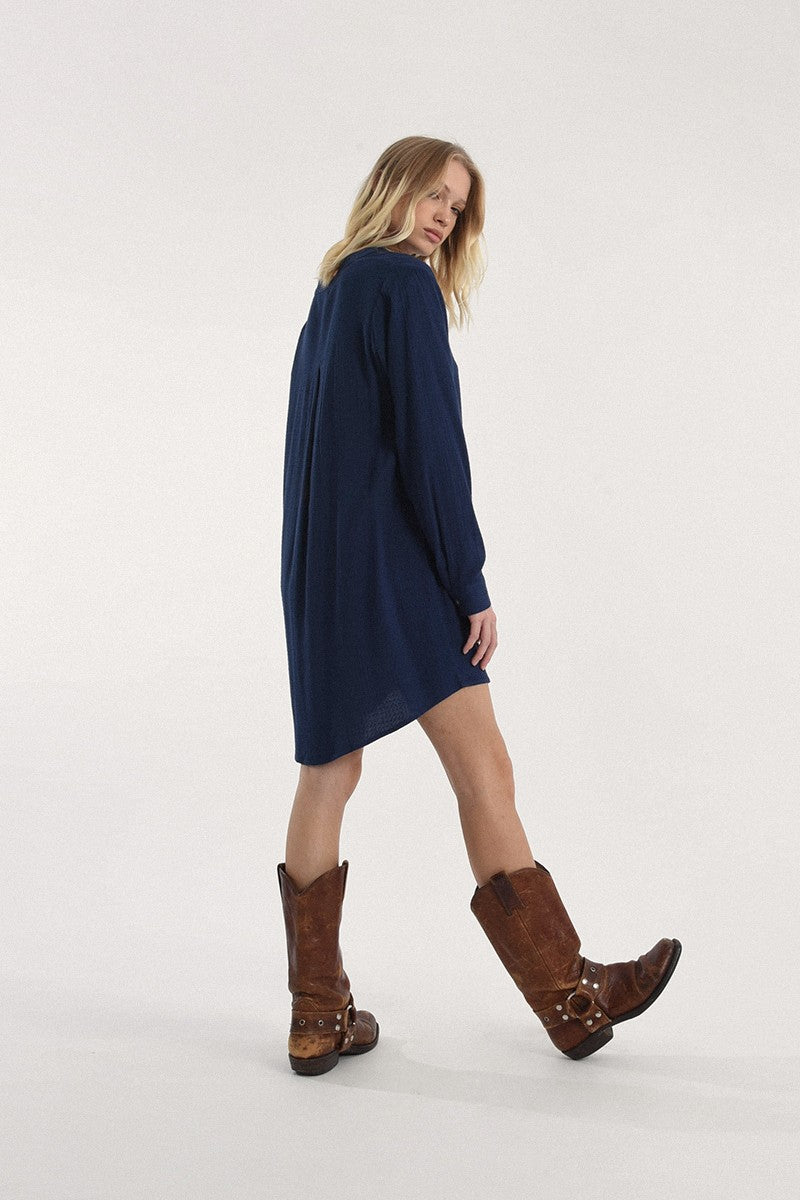 NAVY BLUE