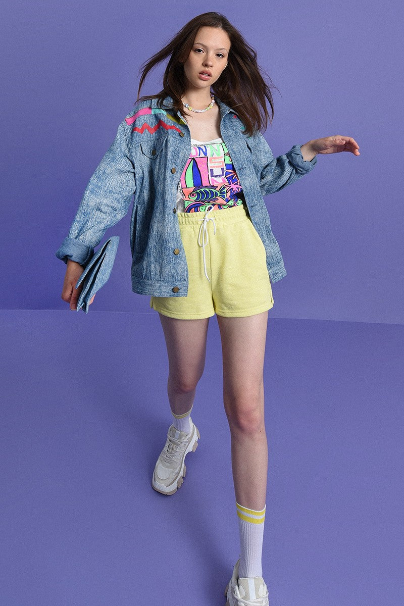 YELLOW