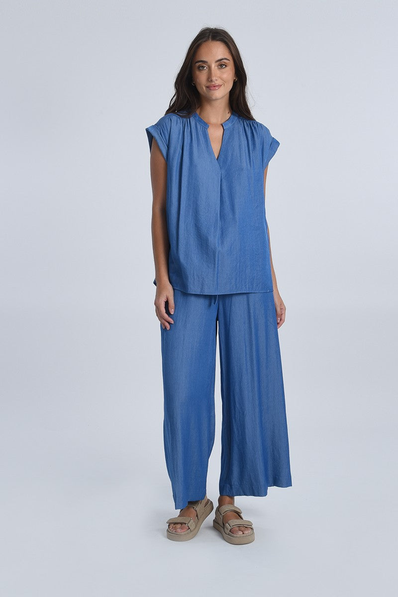 BLUE DENIM