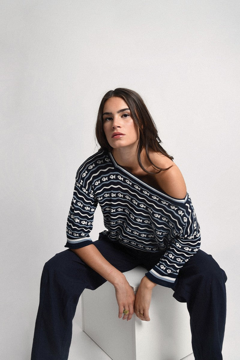 NAVY BLUE