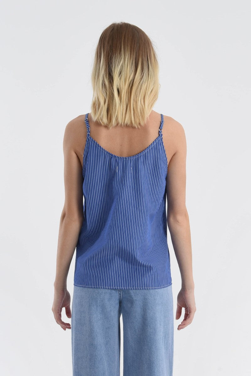 BLUE LILIA