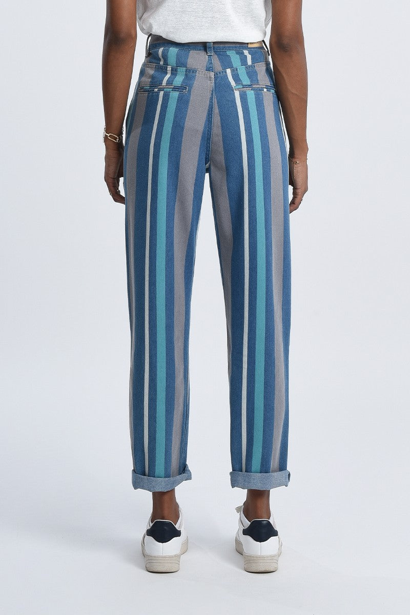 BLUE DENIM