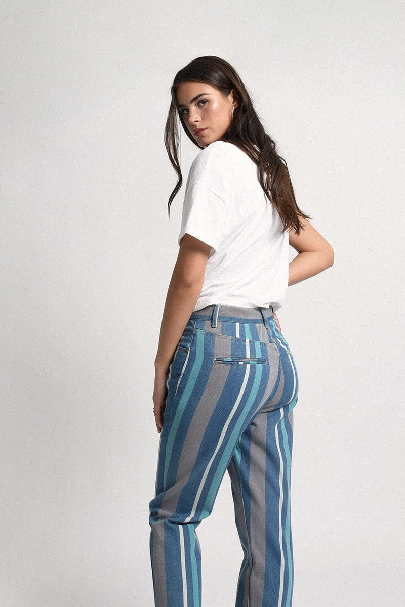 BLUE DENIM