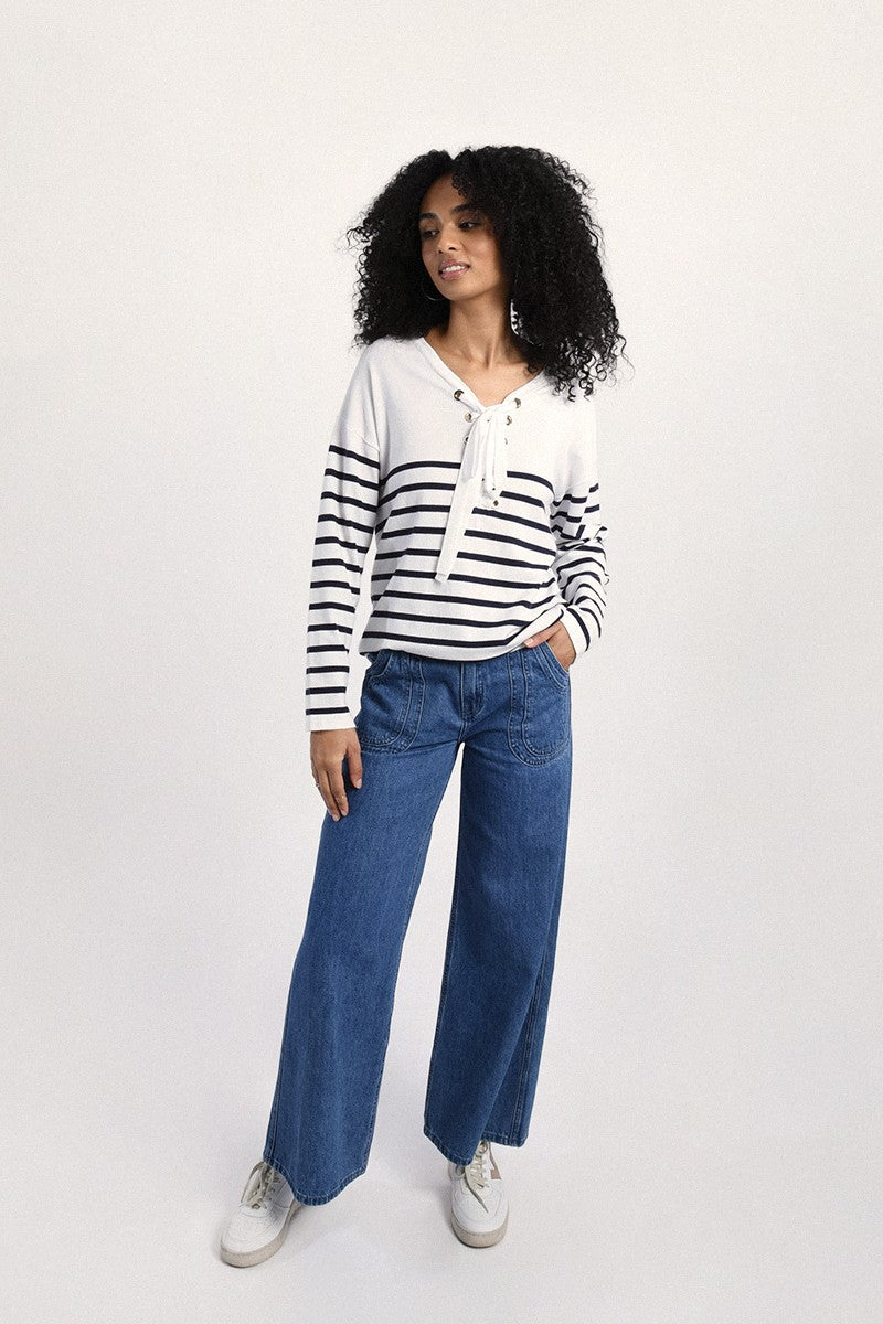 WHITE/NAVY